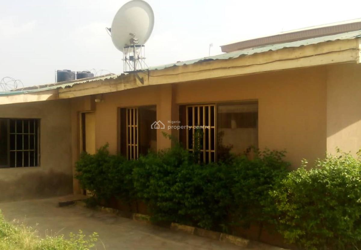 Commercial Property on About 2 Acres of Land, Samonda - Ui Road, Ibadan, Oyo, Commercial Property for Sale