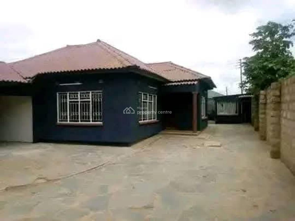 4 Bedroom Detached Bungalow, Ijesha, Lagos, Detached Bungalow for Sale