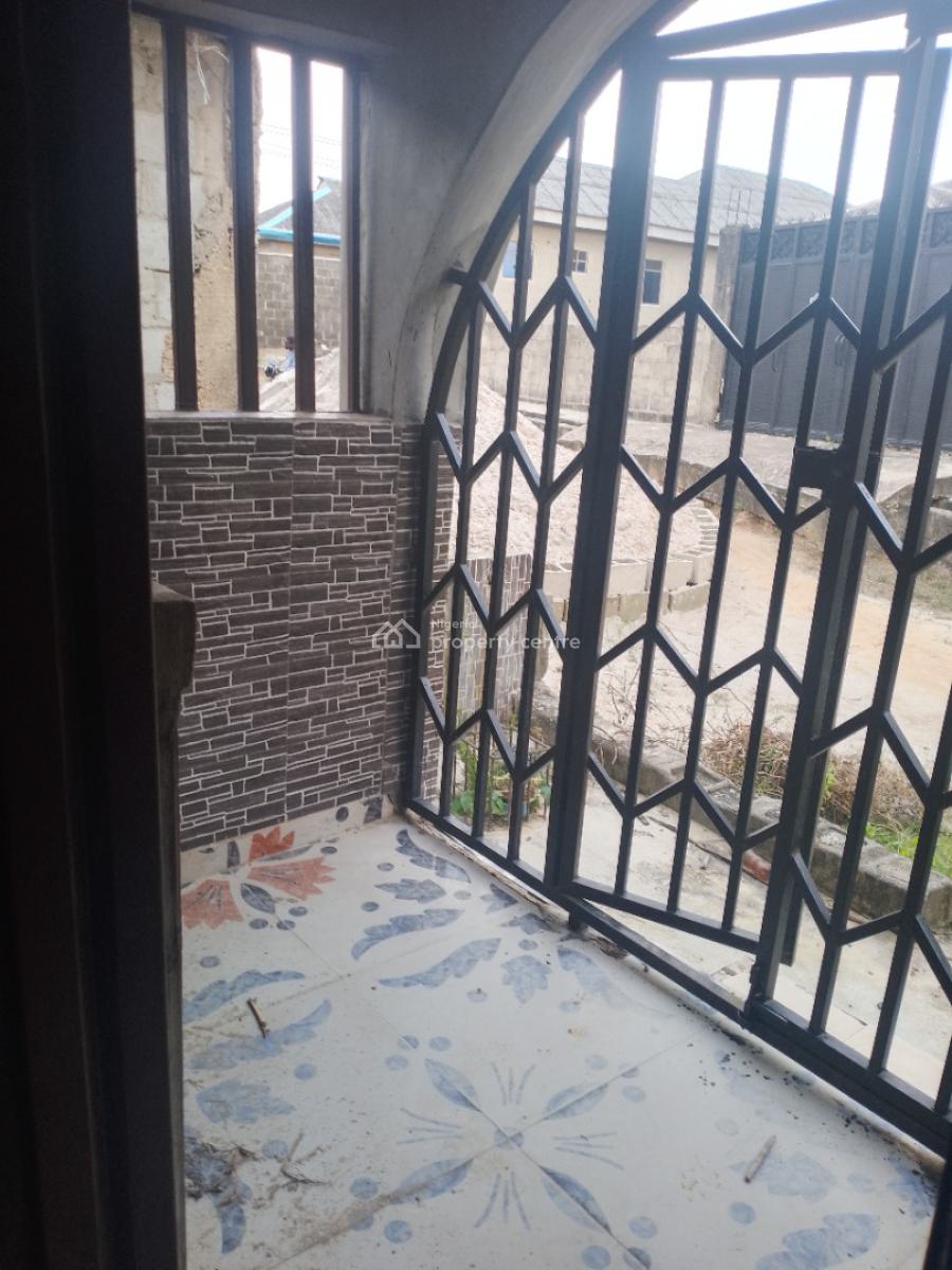 2 Bedroom Bungalow, Macaulay Off Bayeku Road, Igbogbo, Ikorodu, Lagos, Detached Bungalow for Sale