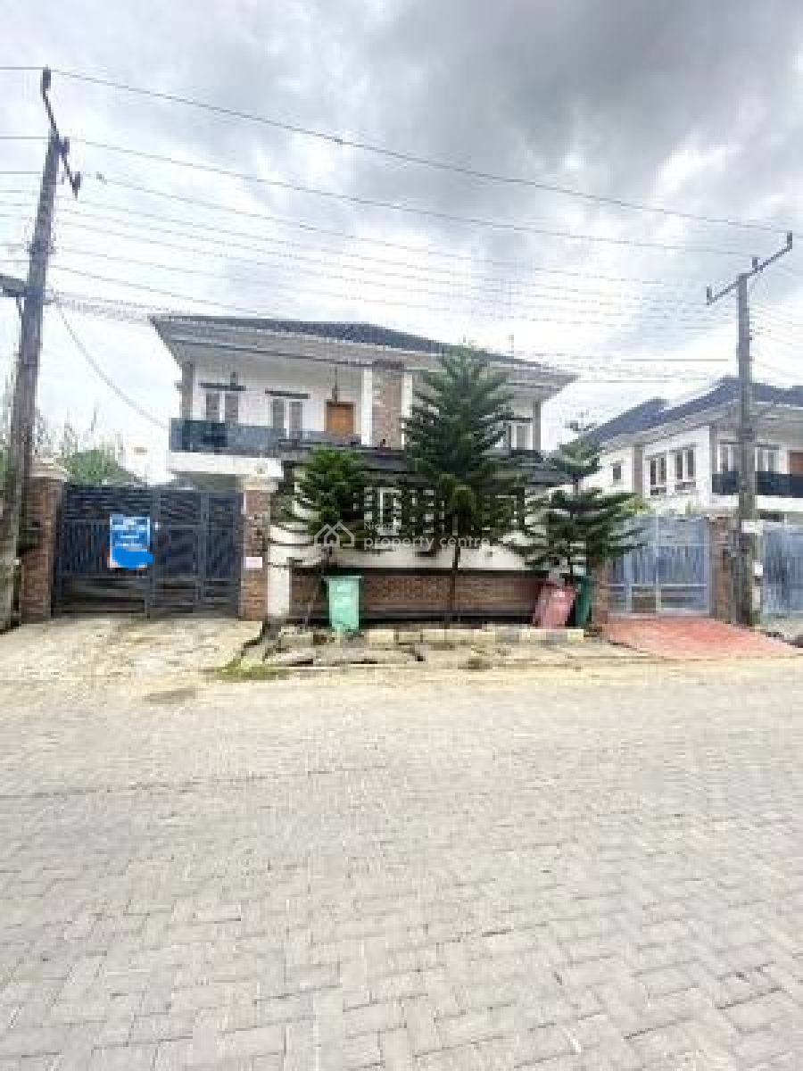 4 Bedroom Semi Detached  Duplex with Bq, Osapa, Lekki, Lagos, Semi-detached Duplex for Sale