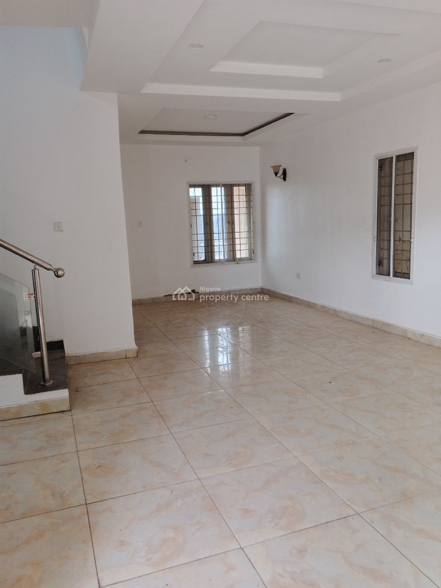 4 Bedroom Terrace Duplex with Bq, Guzape District, Abuja, Terraced Duplex for Rent