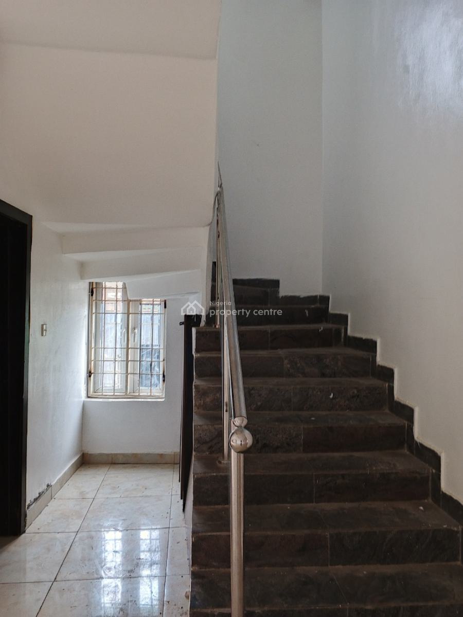 4 Bedroom Terrace Duplex with Bq, Guzape District, Abuja, Terraced Duplex for Rent
