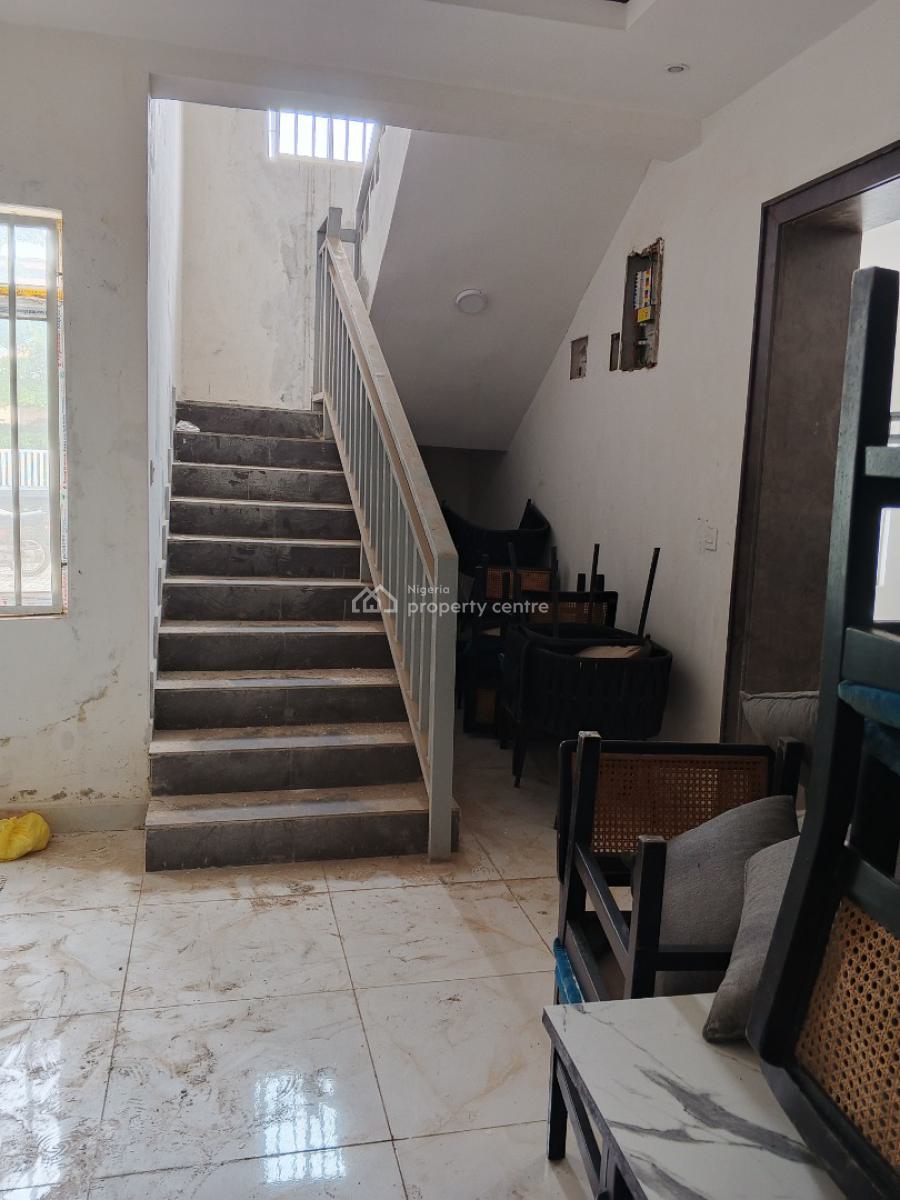 Partially Furnished 4 Bedroom Terrace Duplex with Bq, Guzape District, Abuja, Terraced Duplex for Rent