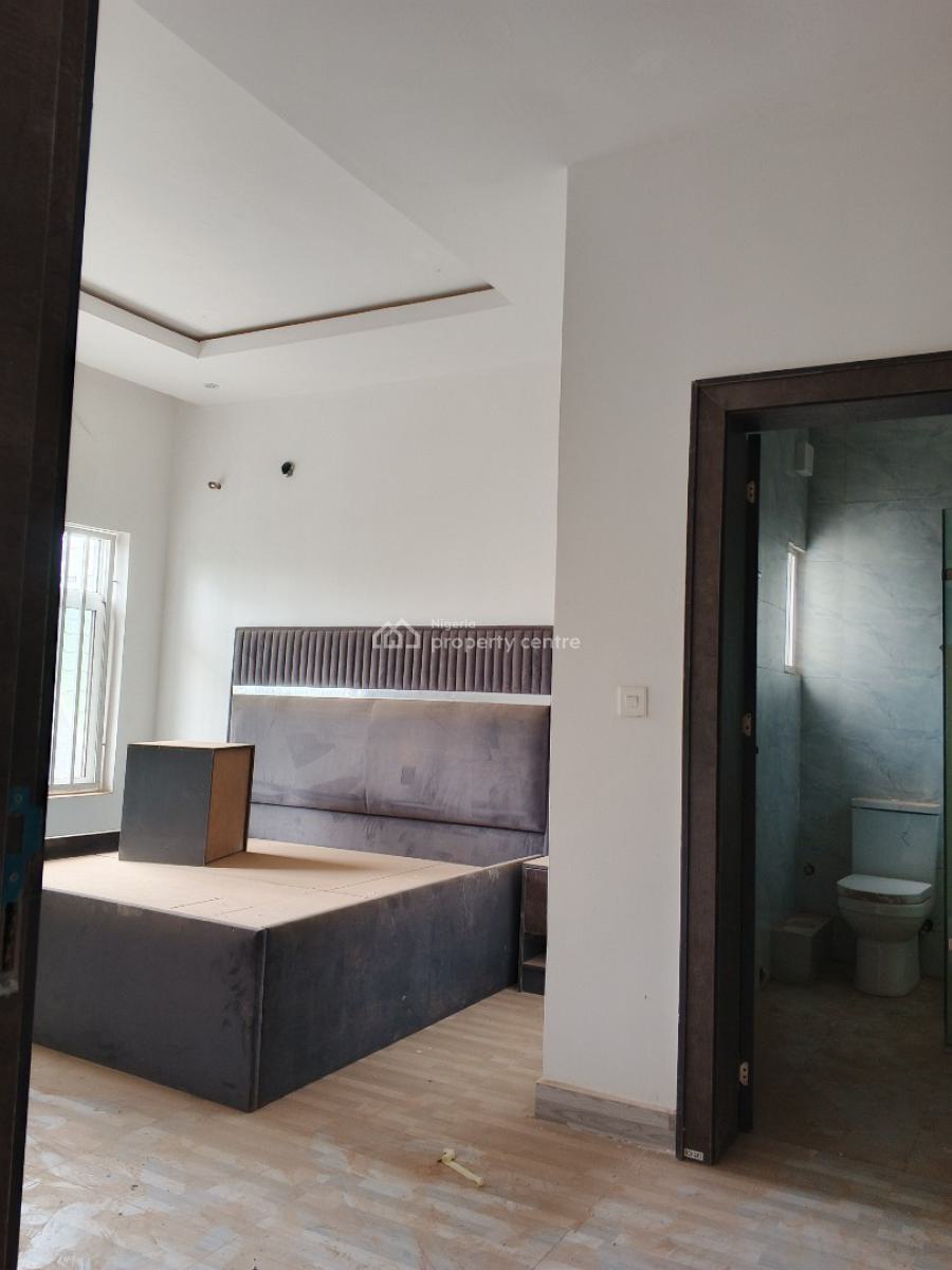 Partially Furnished 4 Bedroom Terrace Duplex with Bq, Guzape District, Abuja, Terraced Duplex for Rent