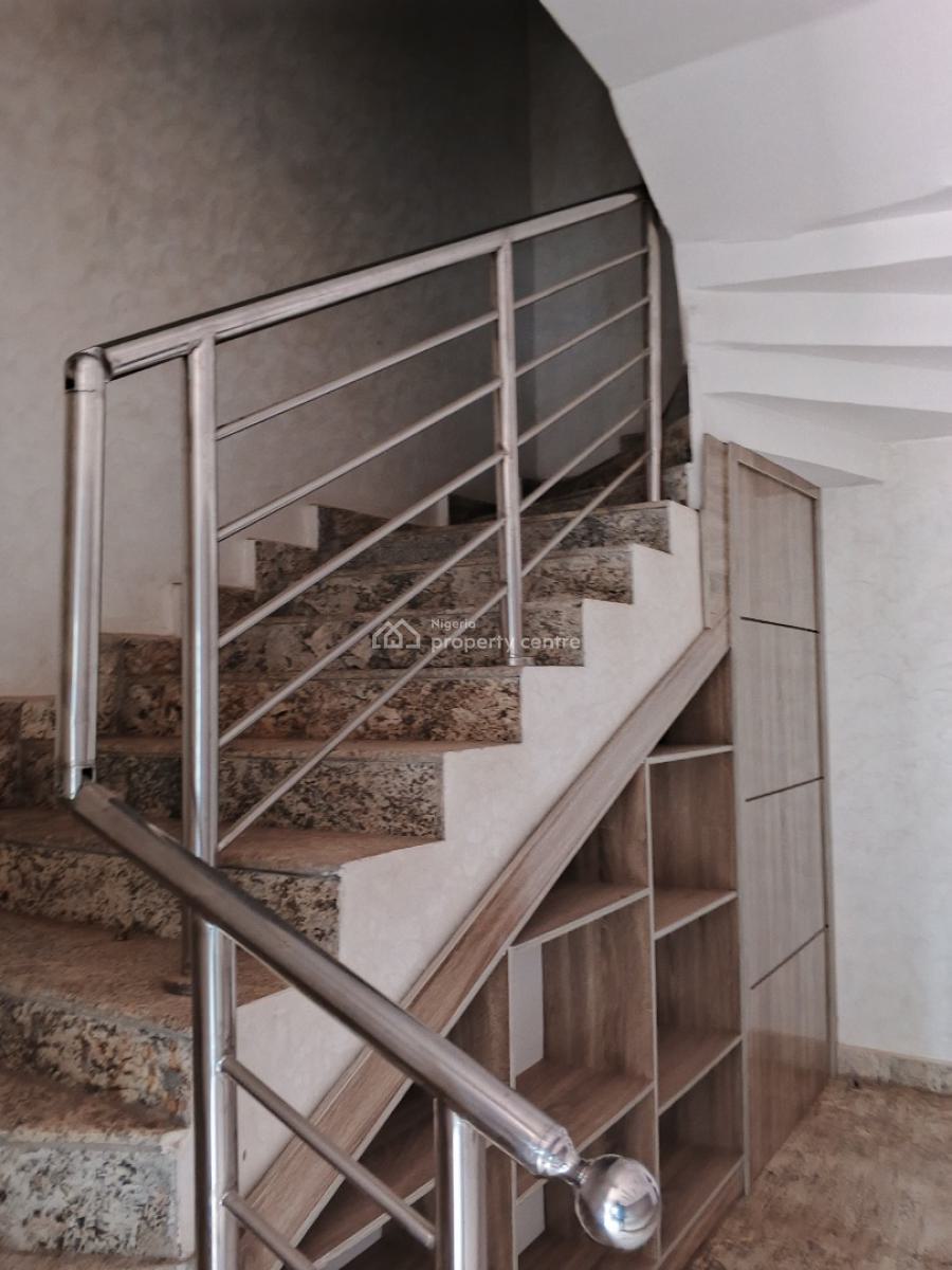 4 Bedroom Terrace Duplex with Bq, Guzape District, Abuja, Terraced Duplex for Rent