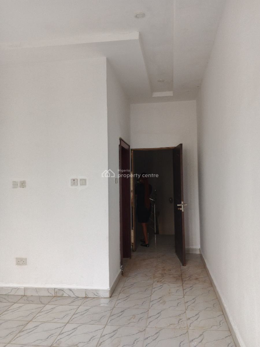 Newly Built 4 Bedroom Terrace Duplex with Bq, Guzape District, Abuja, Terraced Duplex for Rent