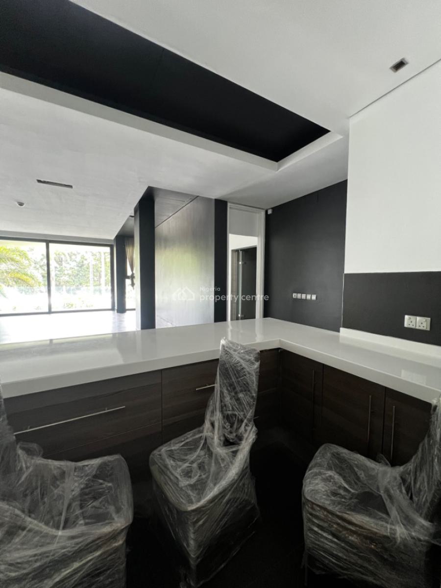 Luxurious 2 Bedroom Apartment with Maids Room, Ikoyi, Lagos, Flat / Apartment for Rent