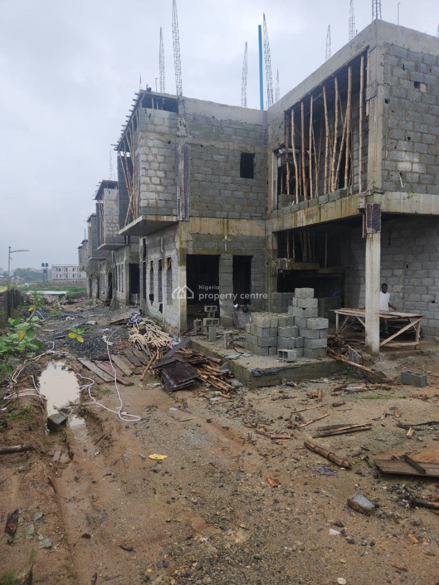 5 Bedrooms Terrace Duplex with Bq Sold As Advanced Carcass, Valentine Nwabueze Crescent, Jahi, Abuja, Terraced Duplex for Sale