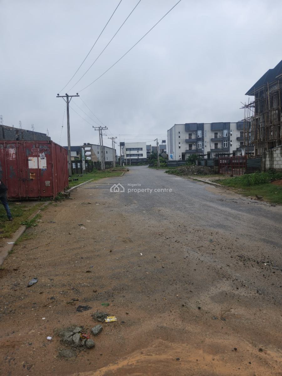 5 Bedrooms Terrace Duplex with Bq Sold As Advanced Carcass, Valentine Nwabueze Crescent, Jahi, Abuja, Terraced Duplex for Sale