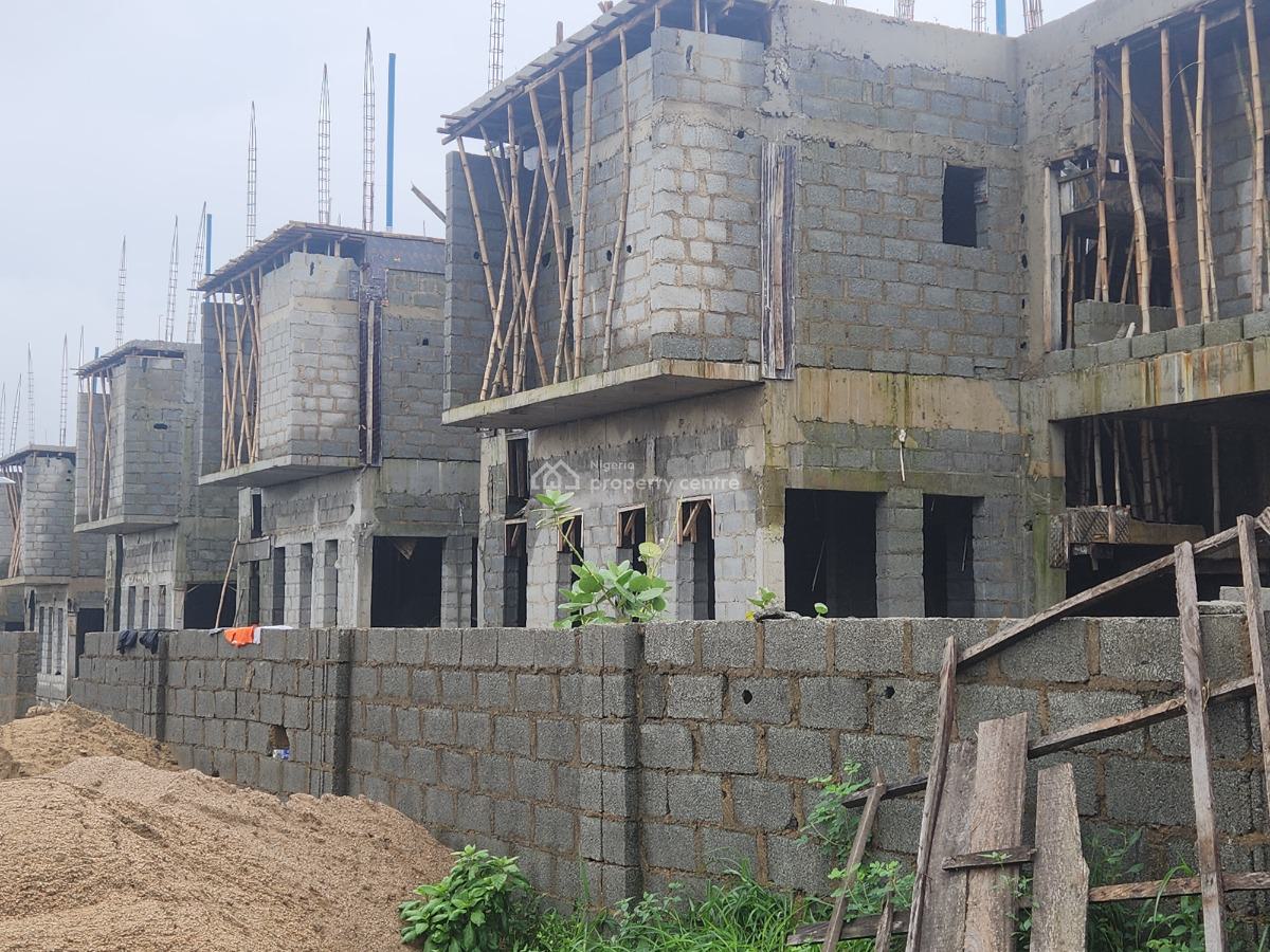5 Bedrooms Terrace Duplex with Bq Sold As Advanced Carcass, Valentine Nwabueze Crescent, Jahi, Abuja, Terraced Duplex for Sale