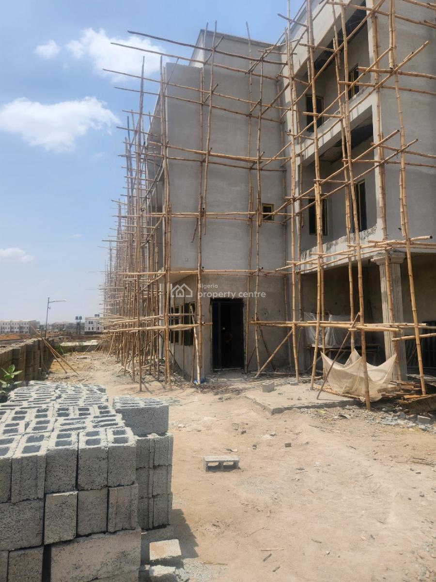 5 Bedrooms Terrace Duplex with Bq Given Off As Advanced Carcass, Valentine Nwabueze Crescent, Jahi, Abuja, Terraced Duplex for Sale