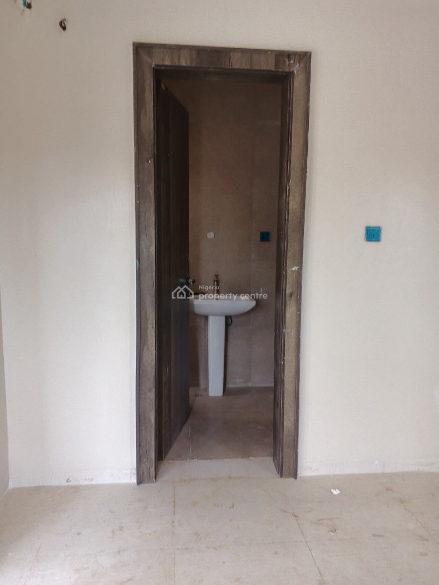 Newly Built 4 Bedroom Terrace Duplex with Bq, Guzape District, Abuja, Terraced Duplex for Sale