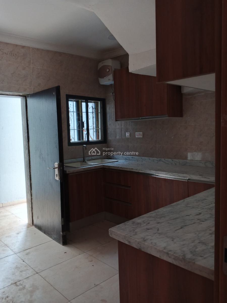 Newly Built 4 Bedroom Terrace Duplex with Bq, Guzape District, Abuja, Terraced Duplex for Sale