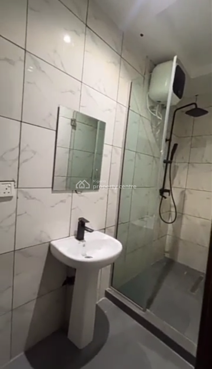 Fully Furnished Luxury Three Bedroom Apartment with Bq, Lekki Phase 1, Lekki, Lagos, Flat / Apartment for Sale