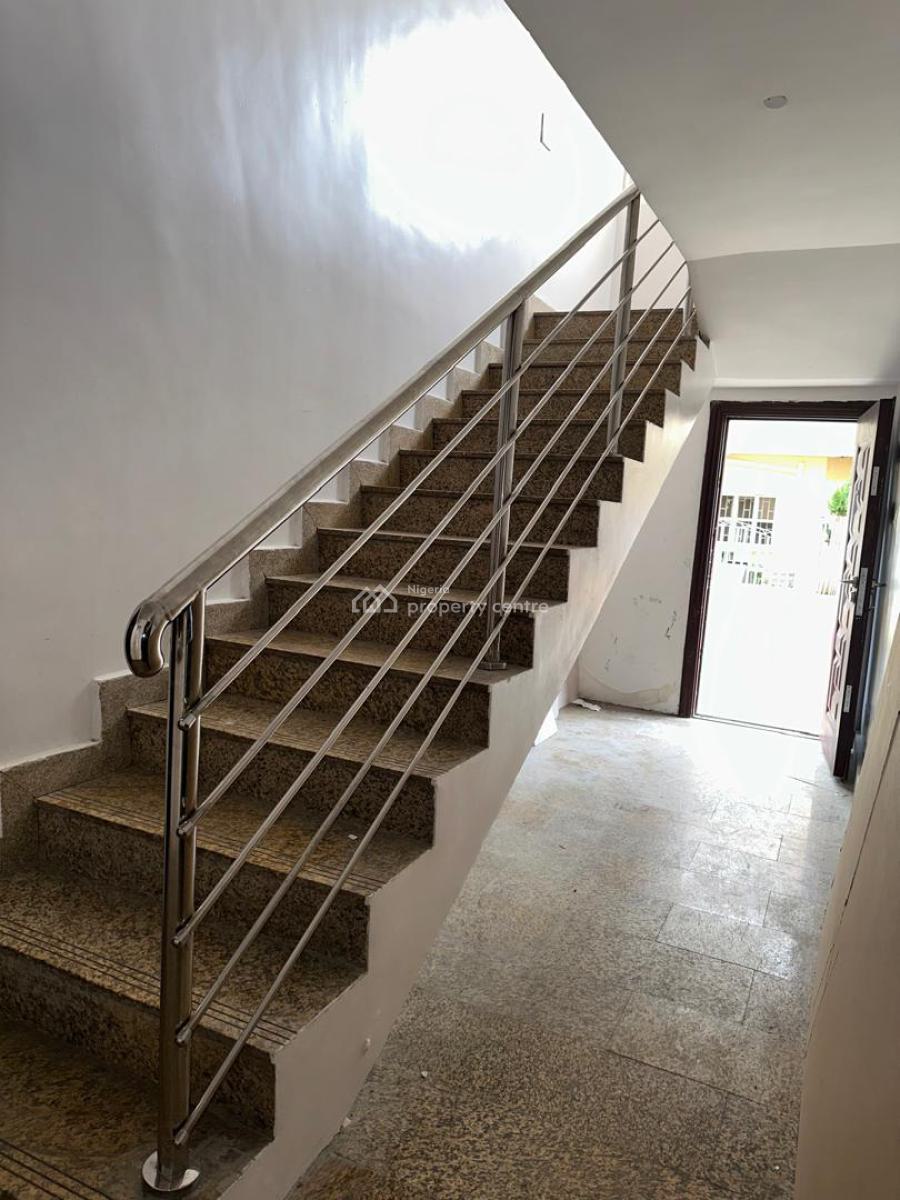 3 Bedroom Flat, Off Admiralty Way Lekki Phase 1 Lekki Lagos, Lekki Phase 1, Lekki, Lagos, Flat / Apartment for Rent
