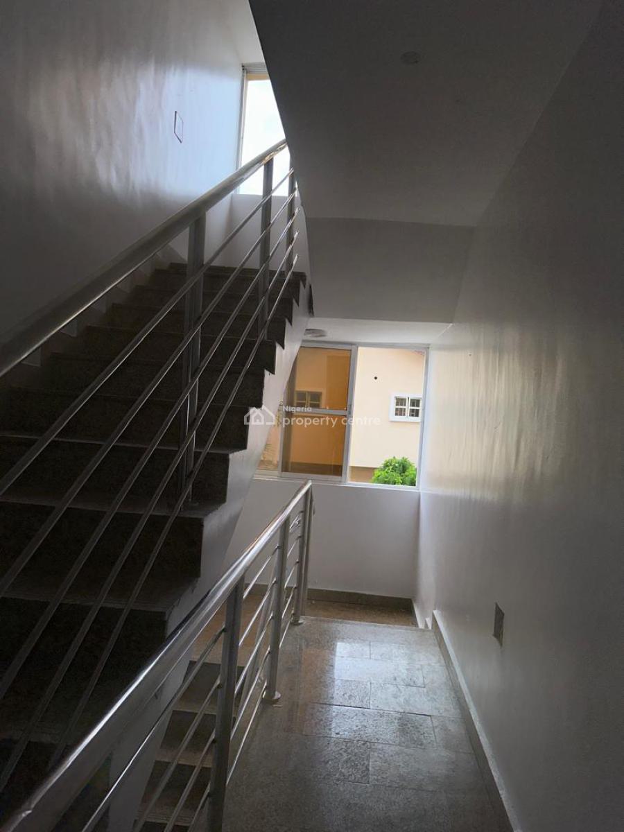 3 Bedroom Flat, Off Admiralty Way Lekki Phase 1 Lekki Lagos, Lekki Phase 1, Lekki, Lagos, Flat / Apartment for Rent