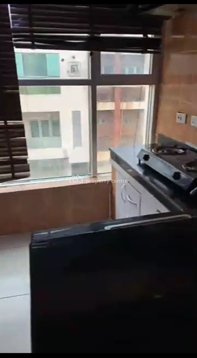 Serviced Partly Furnished 1 Bed with Balcony and Ocean View( Video Is, Ikate Elegushi, Lekki Phase 1, Lekki, Lagos, Mini Flat (room and Parlour) for Rent
