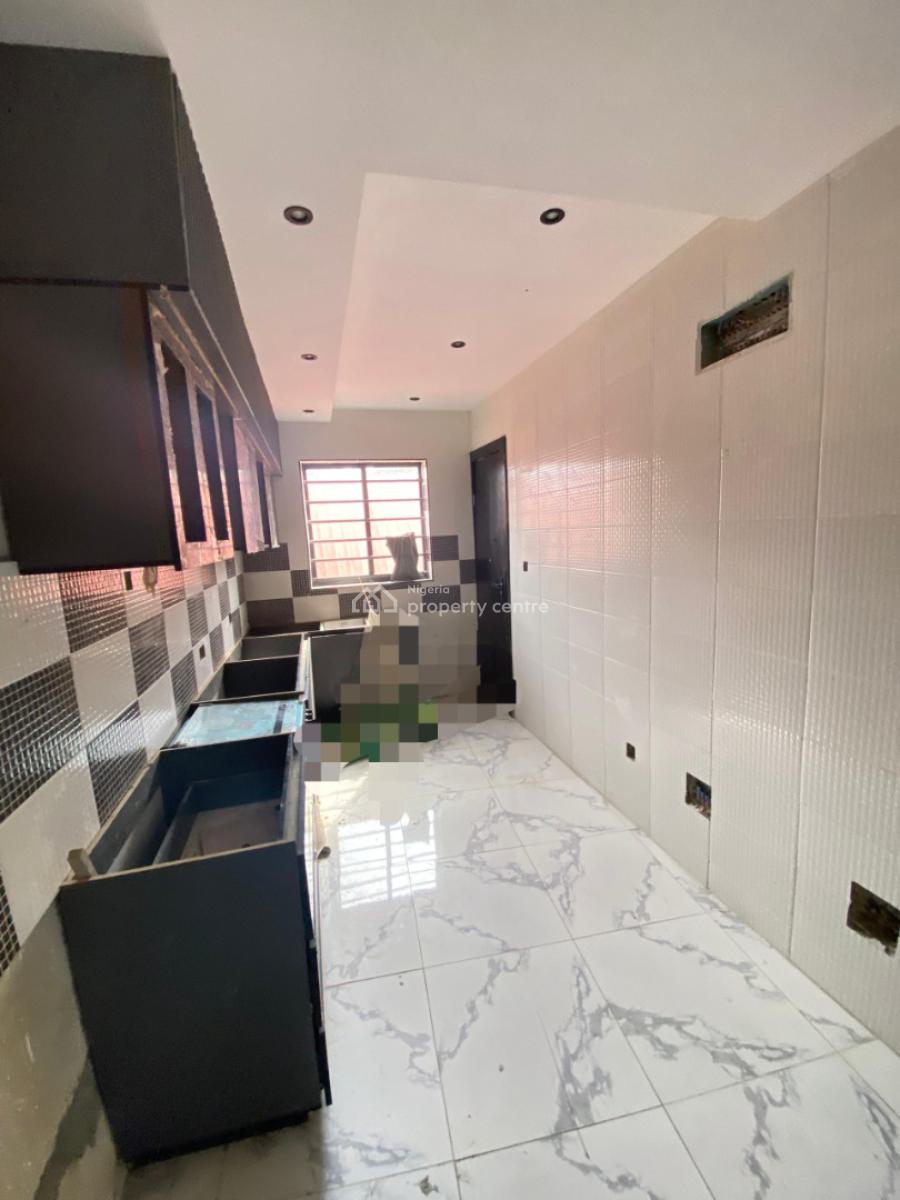 a Nicely Built 2 Bedroom Apartment Suitable for Investment, Ikate, Lekki, Lagos, Block of Flats for Sale