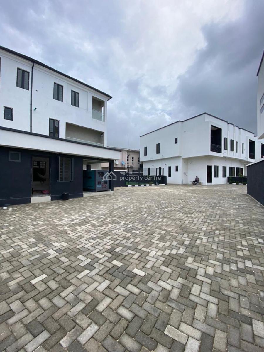 4 Bedrooms Semi Detached Duplex with Bq, Orchid Road Lekki, Lekki Phase 2, Lekki, Lagos, Semi-detached Duplex for Rent