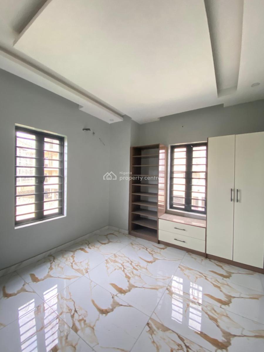 Nicely Built 2 Bedroom Apartment  Suitable for Investment, Freedom Way Lekki, Lekki Phase 1, Lekki, Lagos, Block of Flats for Sale