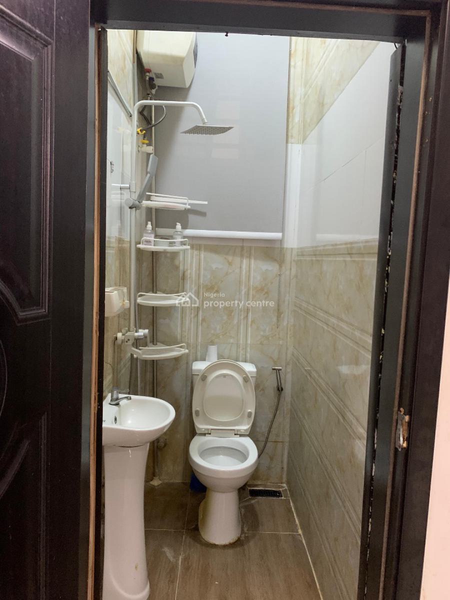 Self Contain Studio, Chevy View Estate, Lekki Expressway, Lekki, Lagos, Self Contain (single Rooms) for Rent