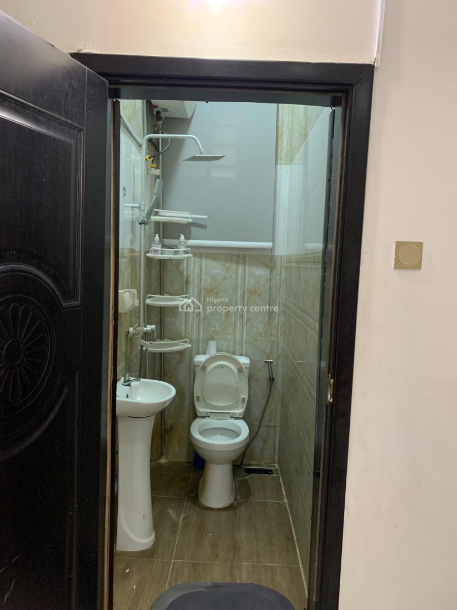 Self Contain Studio, Chevy View Estate, Lekki Expressway, Lekki, Lagos, Self Contain (single Rooms) for Rent
