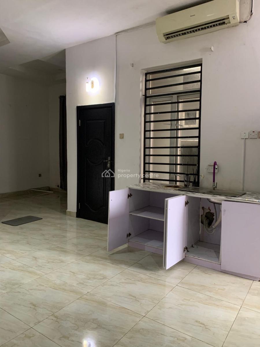 Self Contain Studio, Chevy View Estate, Lekki Expressway, Lekki, Lagos, Self Contain (single Rooms) for Rent