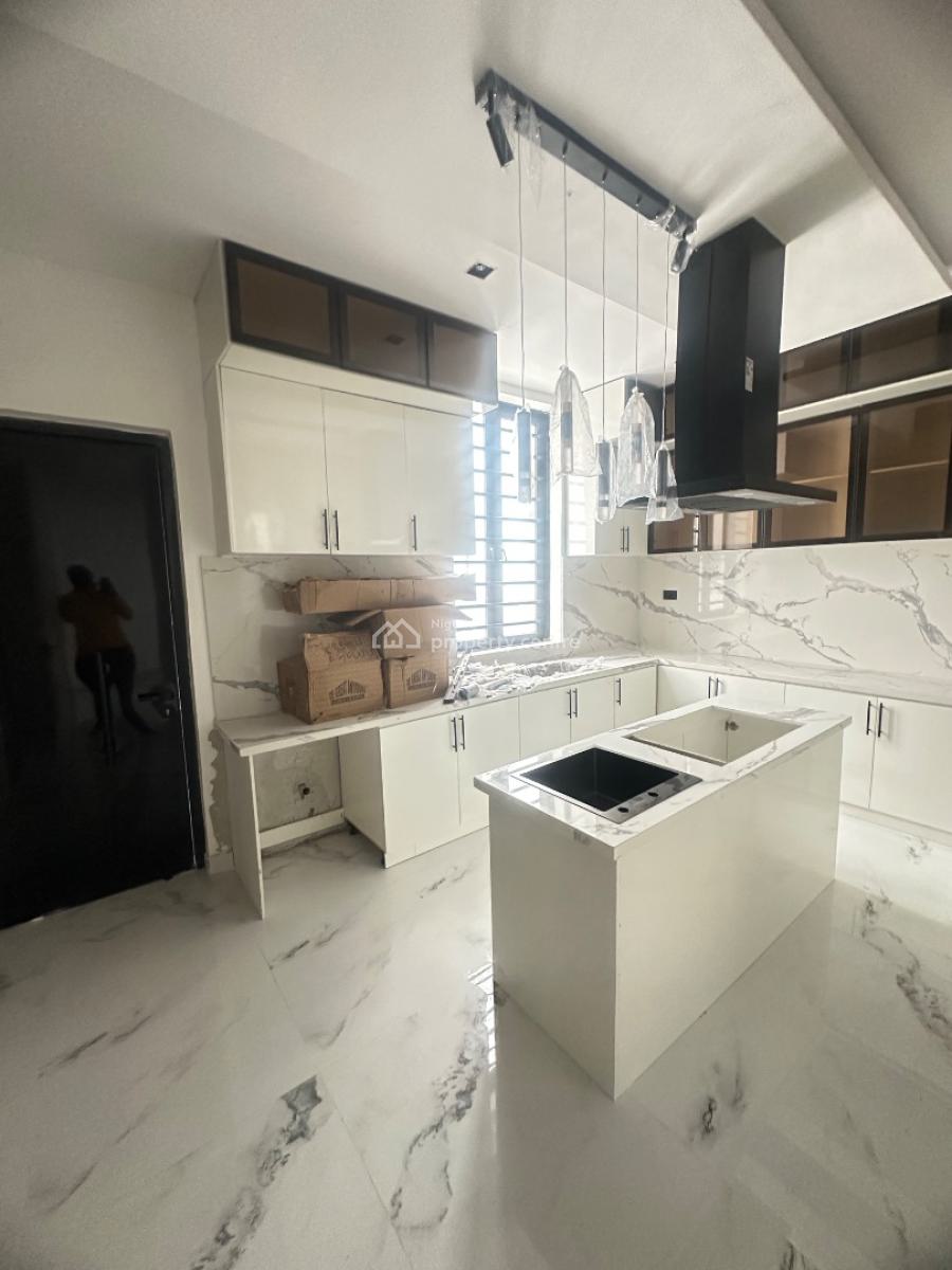 Exquisite 6 Bedroom Home, Lekki Phase 1, Lekki, Lagos, Detached Duplex for Sale