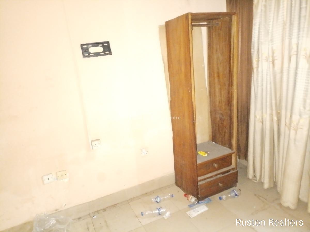 Luxury Hotel of About 25 Rooms, Bodija, Ibadan, Oyo, Hotel / Guest House for Sale