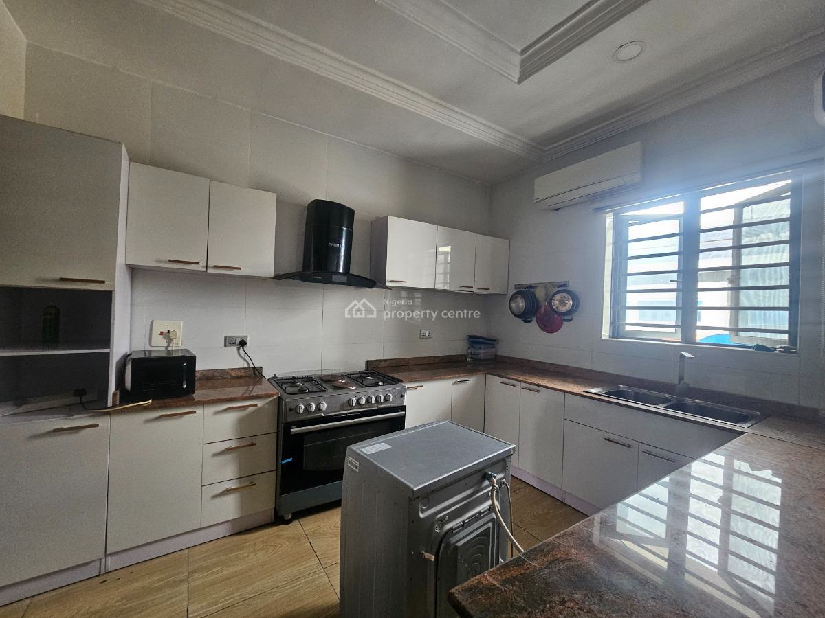 Serviced 3 Bedrooms Apartment with Bq, Ikate Elegushi, Lekki, Lagos, Flat / Apartment for Sale