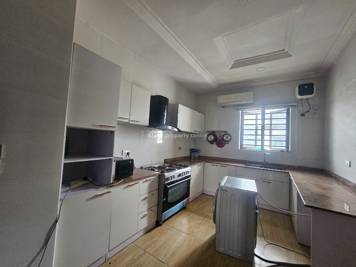 Serviced 3 Bedrooms Apartment with Bq, Ikate Elegushi, Lekki, Lagos, Flat / Apartment for Sale