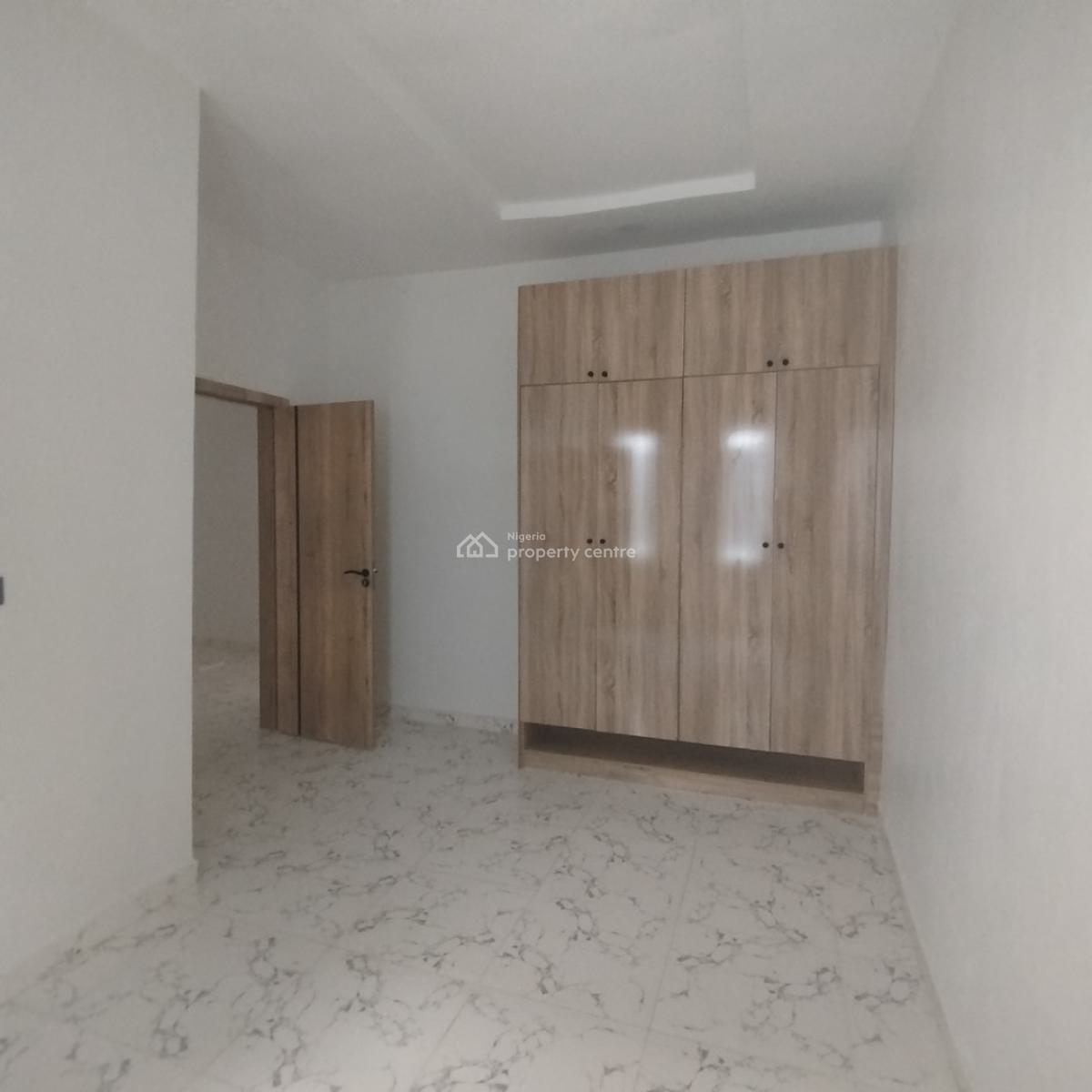 Nice 4 Bedroom Terrace Duplex, Mobil Road, Ajah, Lekki Expressway, Lekki, Lagos, Terraced Duplex for Rent