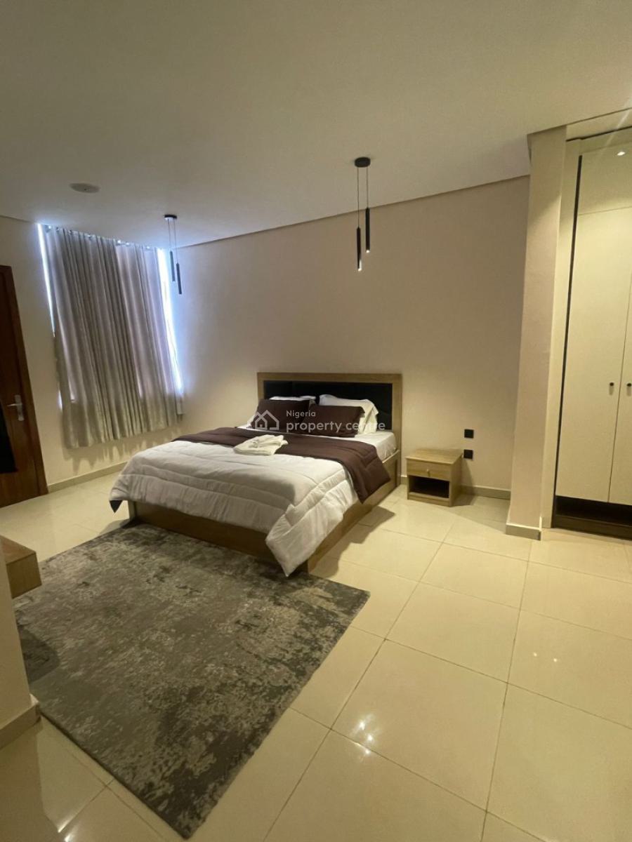 Newly Built and Serviced 3bedroom Apartment with Pool and Gym, Lekki Phase 1, Lekki, Lagos, Flat / Apartment for Rent