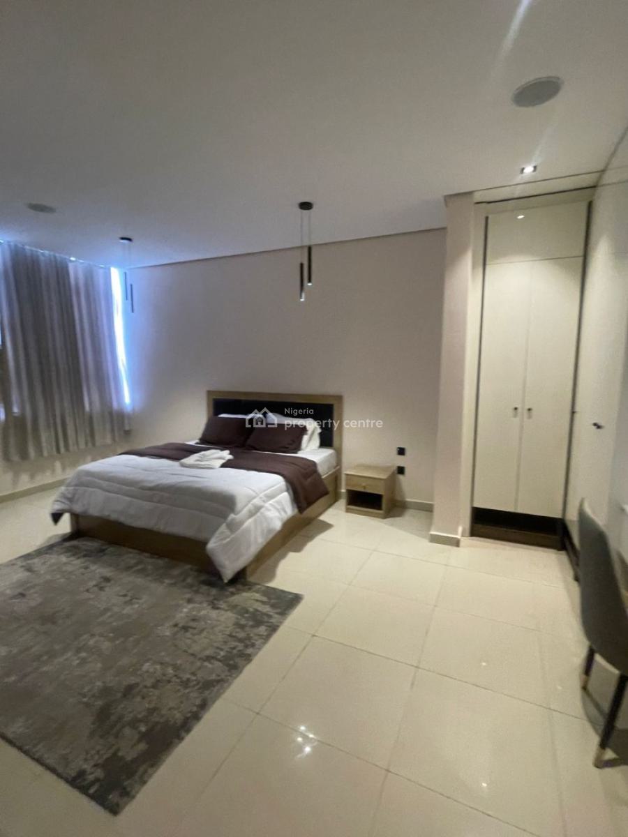 Newly Built and Serviced 3bedroom Apartment with Pool and Gym, Lekki Phase 1, Lekki, Lagos, Flat / Apartment for Rent