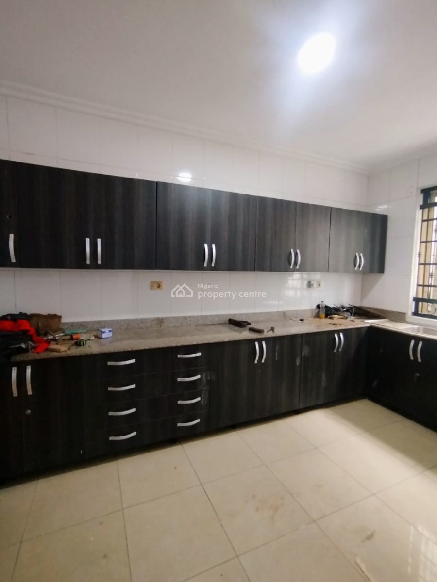 Renovated Ground Floor 2-bedroom Apartment, Off Hakeem Dickson, Lekki Phase 1, Lekki, Lagos, Flat / Apartment for Rent