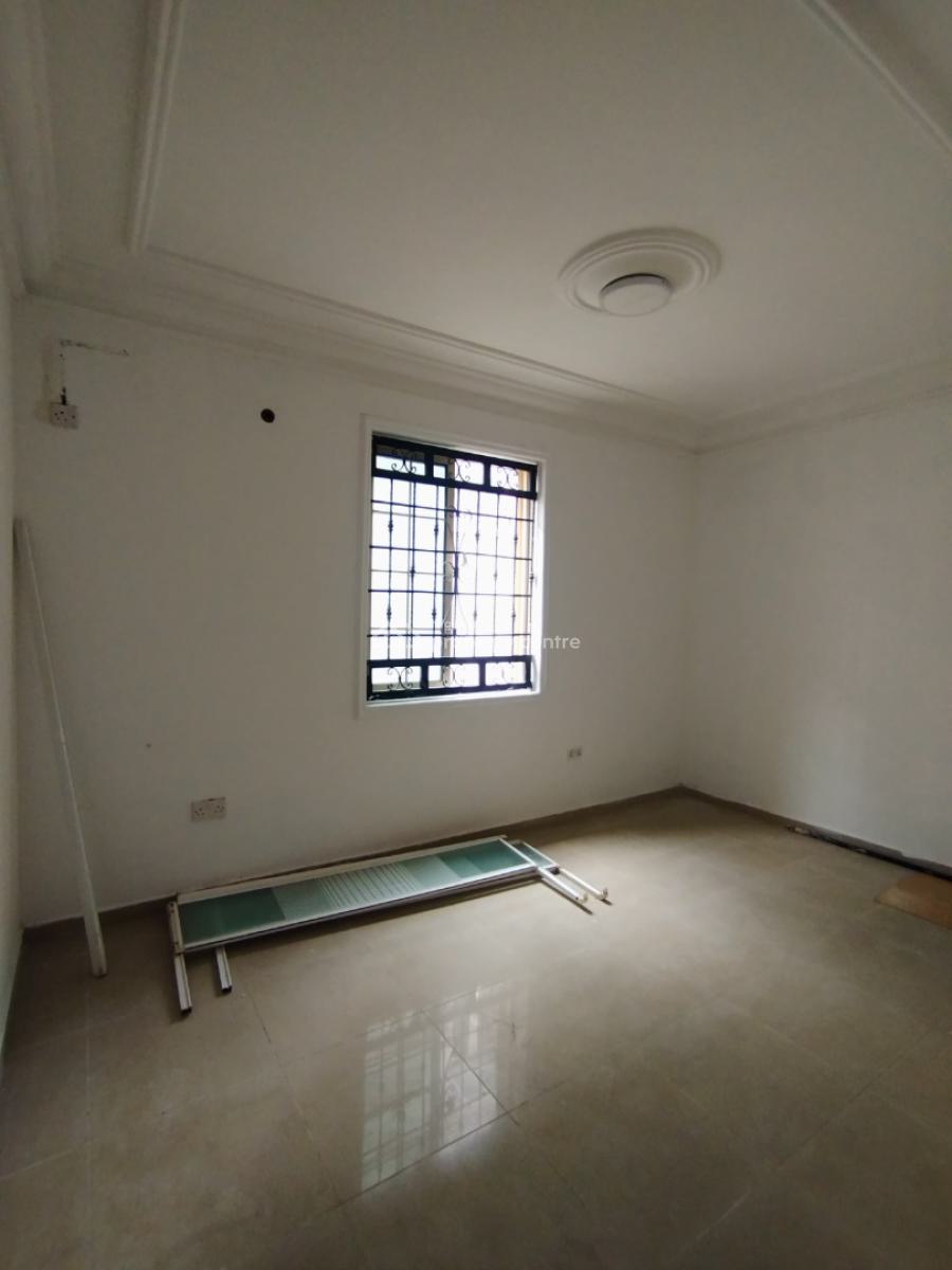 Renovated Ground Floor 2-bedroom Apartment, Off Hakeem Dickson, Lekki Phase 1, Lekki, Lagos, Flat / Apartment for Rent