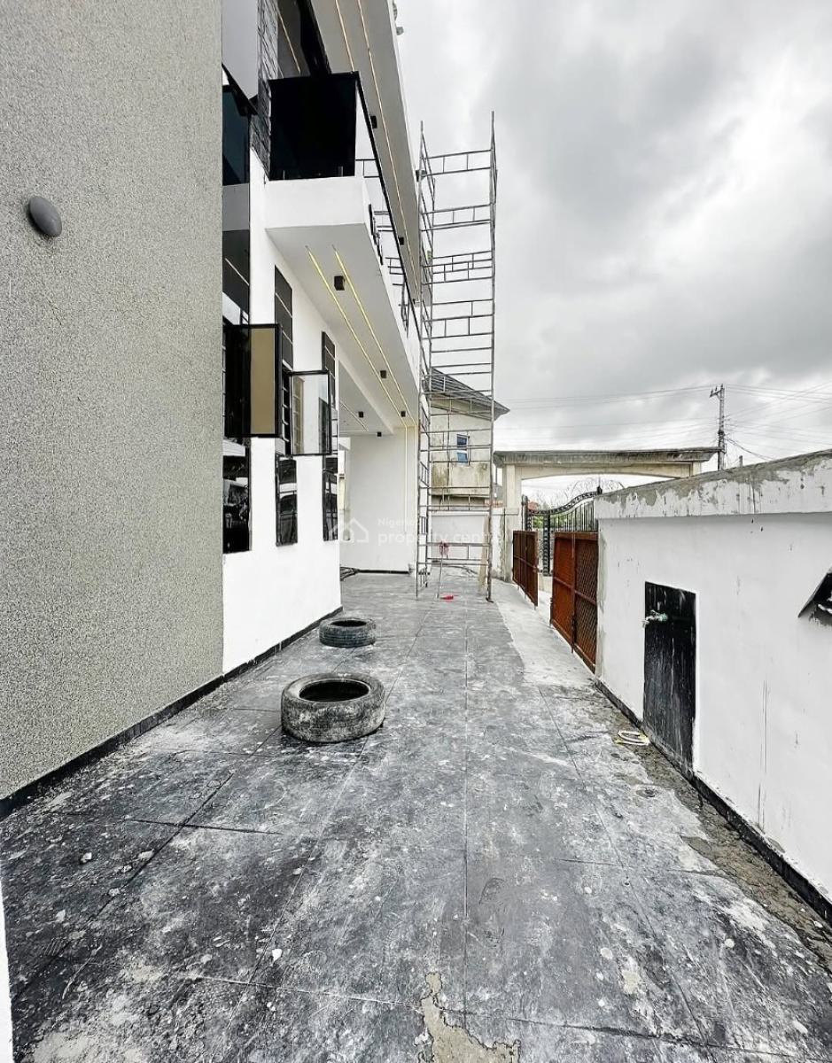 Five Bedroom Fully Detached Duplex with Bq, Ajah, Lagos, Detached Duplex for Sale