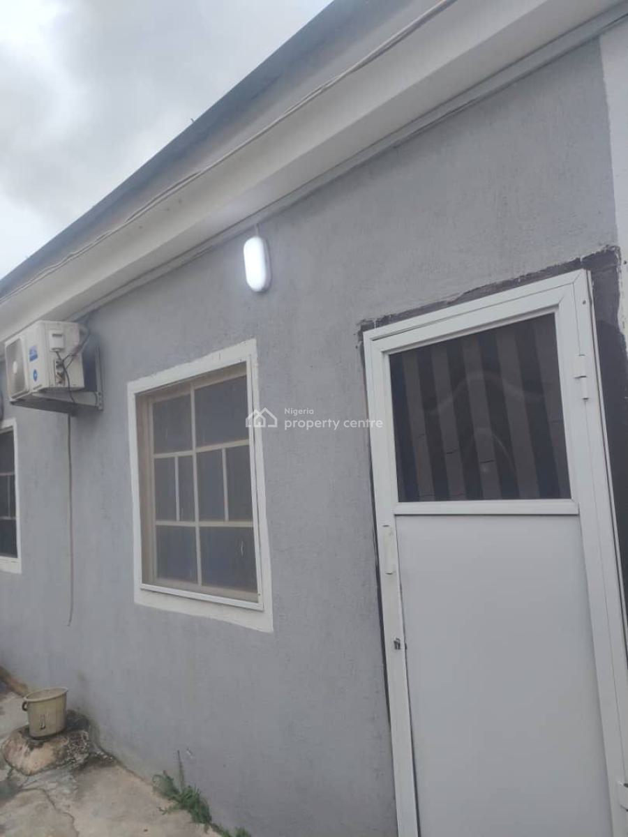 a Decent Self Contain Close to The Island Via Iyanaworo, Bariga, Shomolu, Lagos, Self Contain (single Rooms) for Rent