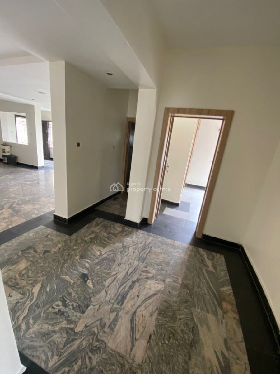 3 Bedroom Apartments in a Serene and Secured Environment, Right Hand Side, Lekki Phase 1, Lekki, Lagos, Flat / Apartment for Rent
