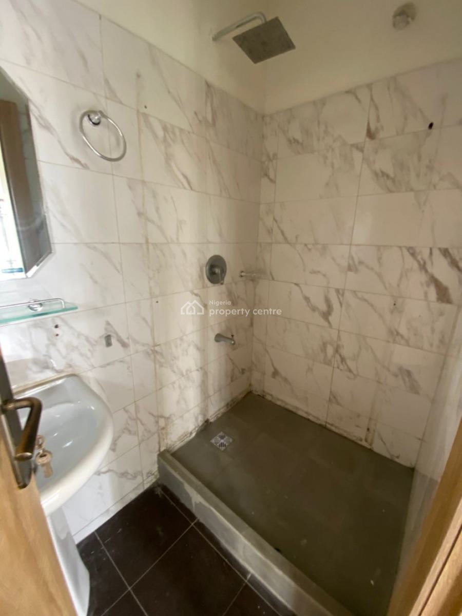 3 Bedroom Apartments in a Serene and Secured Environment, Right Hand Side, Lekki Phase 1, Lekki, Lagos, Flat / Apartment for Rent