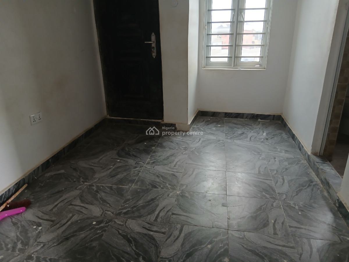 a Lovely Renovated Miniflat, Abule Ijesha, Abule Ijesha, Yaba, Lagos, Mini Flat (room and Parlour) for Rent