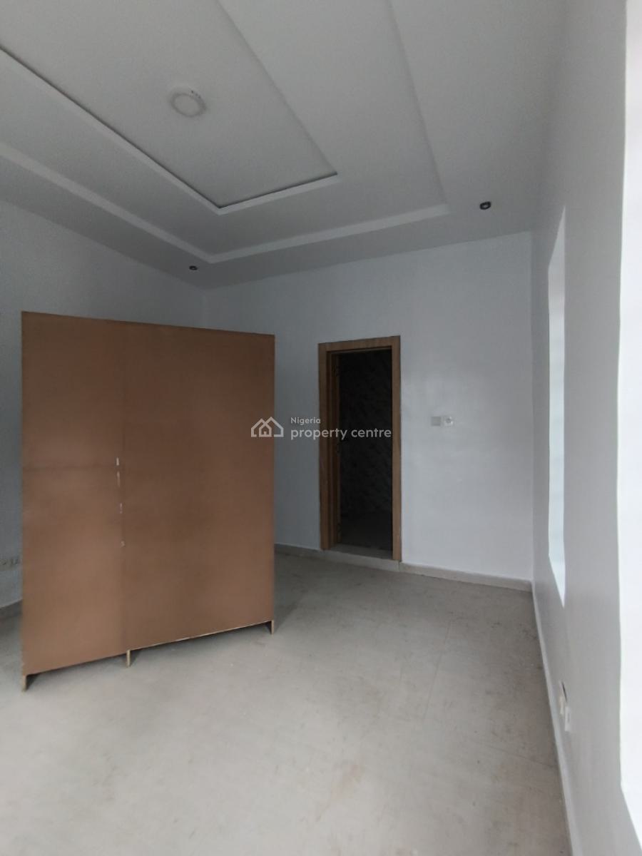 a New 2bedroom Flat, Just After Novare Shoprite Ajah, Lekki, Lagos, Flat / Apartment for Rent