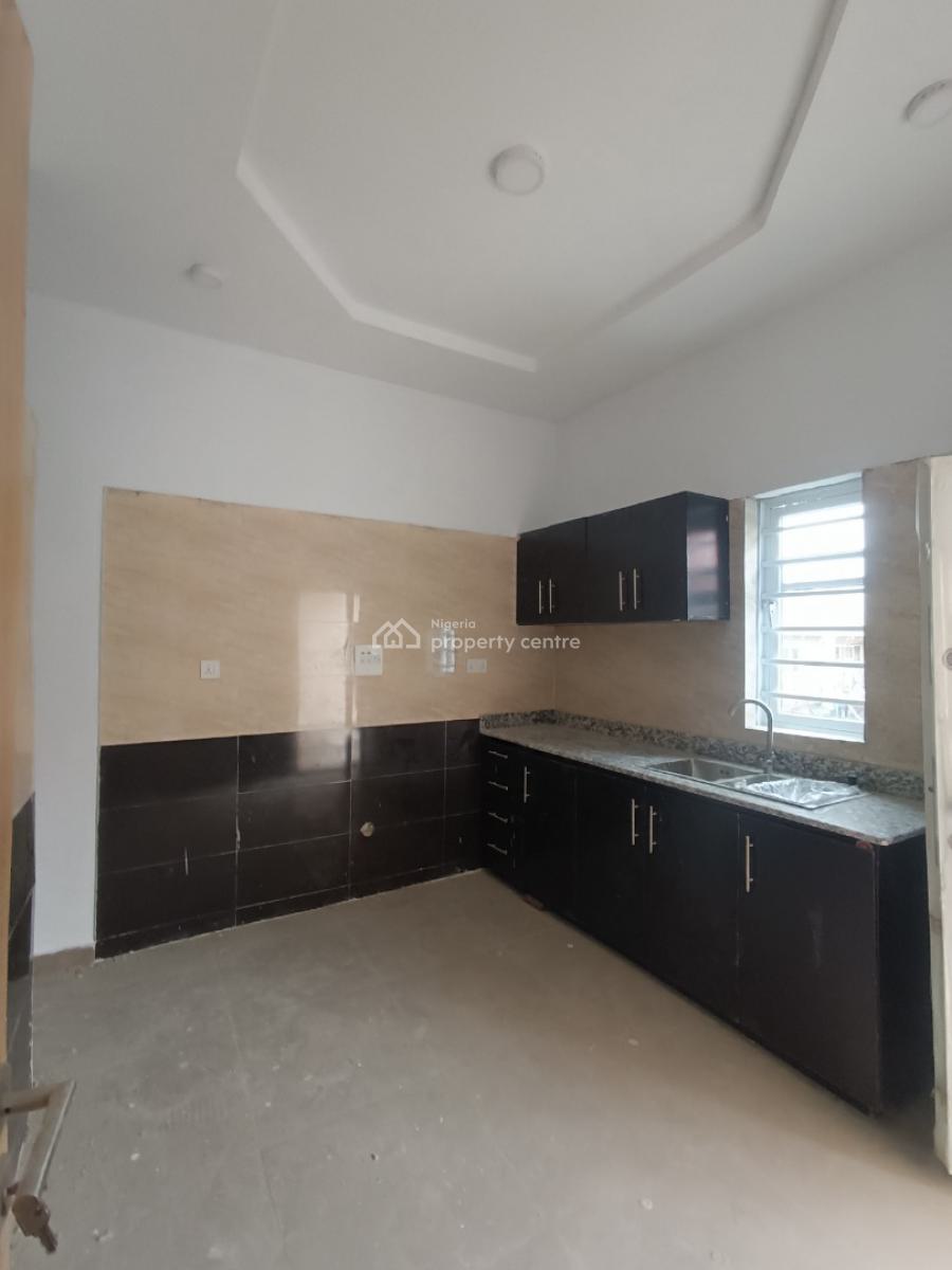 a New 2bedroom Flat, Just After Novare Shoprite Ajah, Lekki, Lagos, Flat / Apartment for Rent
