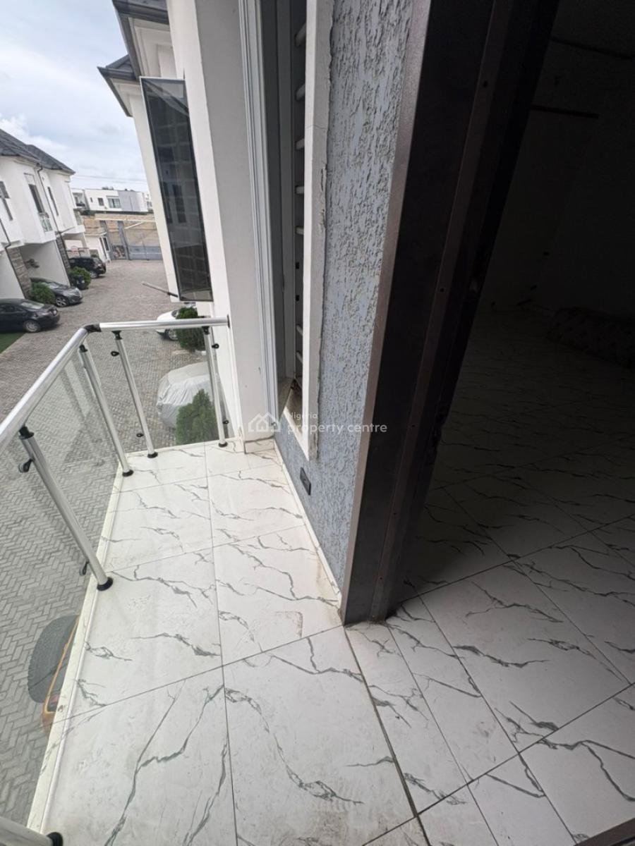 Master Bedroom, Orchid Road, Ikota, Lekki, Lagos, Self Contain (single Rooms) for Rent