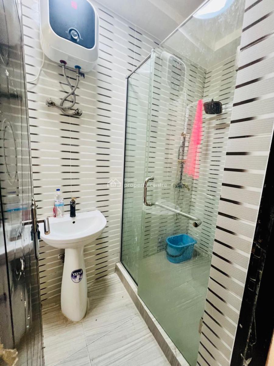 Spacious 1brm Serviced Flat in a Cozy Access Code Estate, Before Cheveron New Road Lekki, Lekki, Lagos, Mini Flat (room and Parlour) for Rent