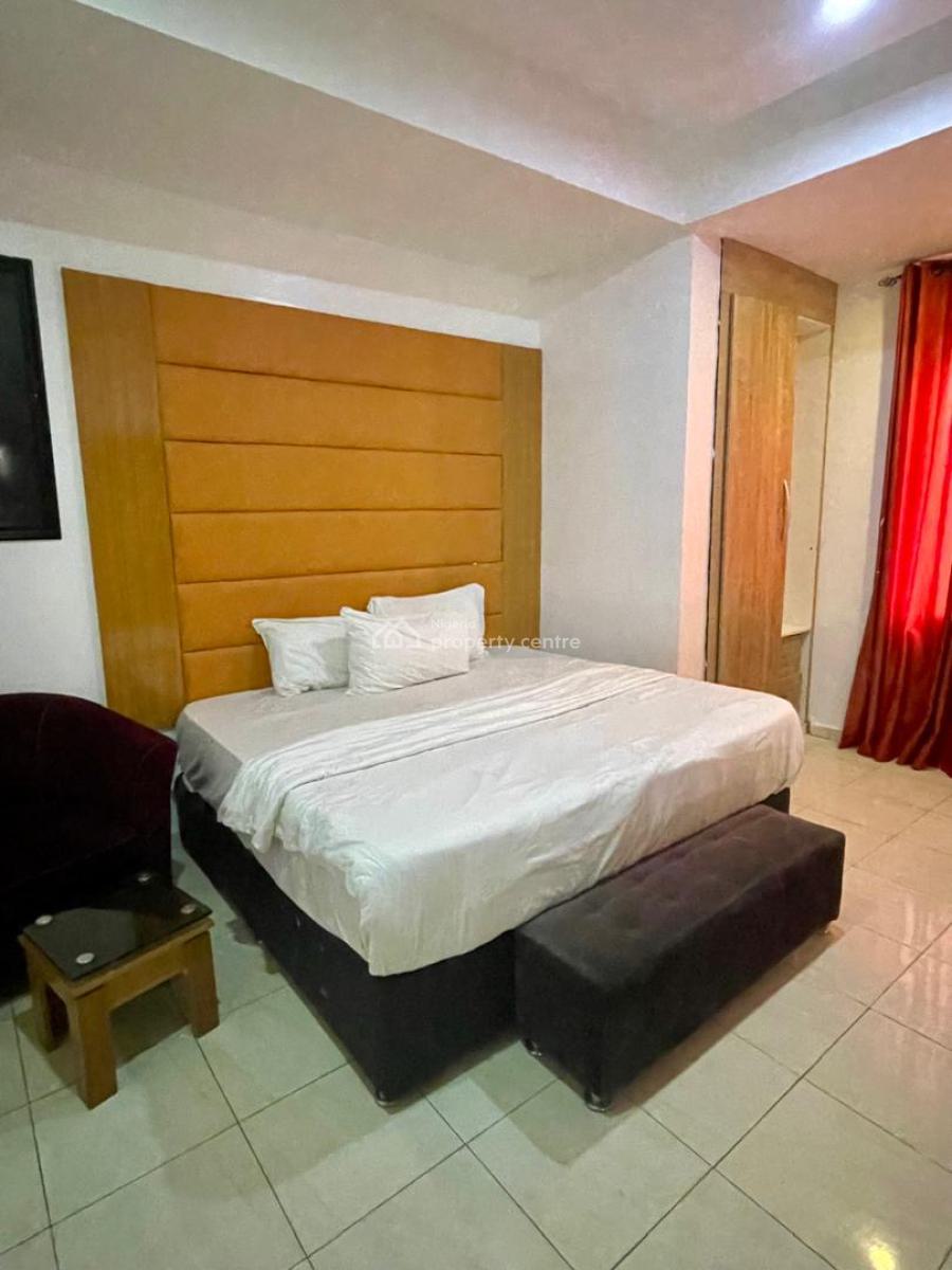 Serviced 1bedroom Apartment -off Admiralty, Lekki, Lekki Phase 1, Lekki, Lagos, Mini Flat (room and Parlour) for Rent