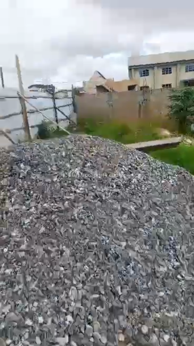 Virgin Land, Soji Oshodi Street, Pedro-shomolu., Shomolu, Lagos, Land for Sale