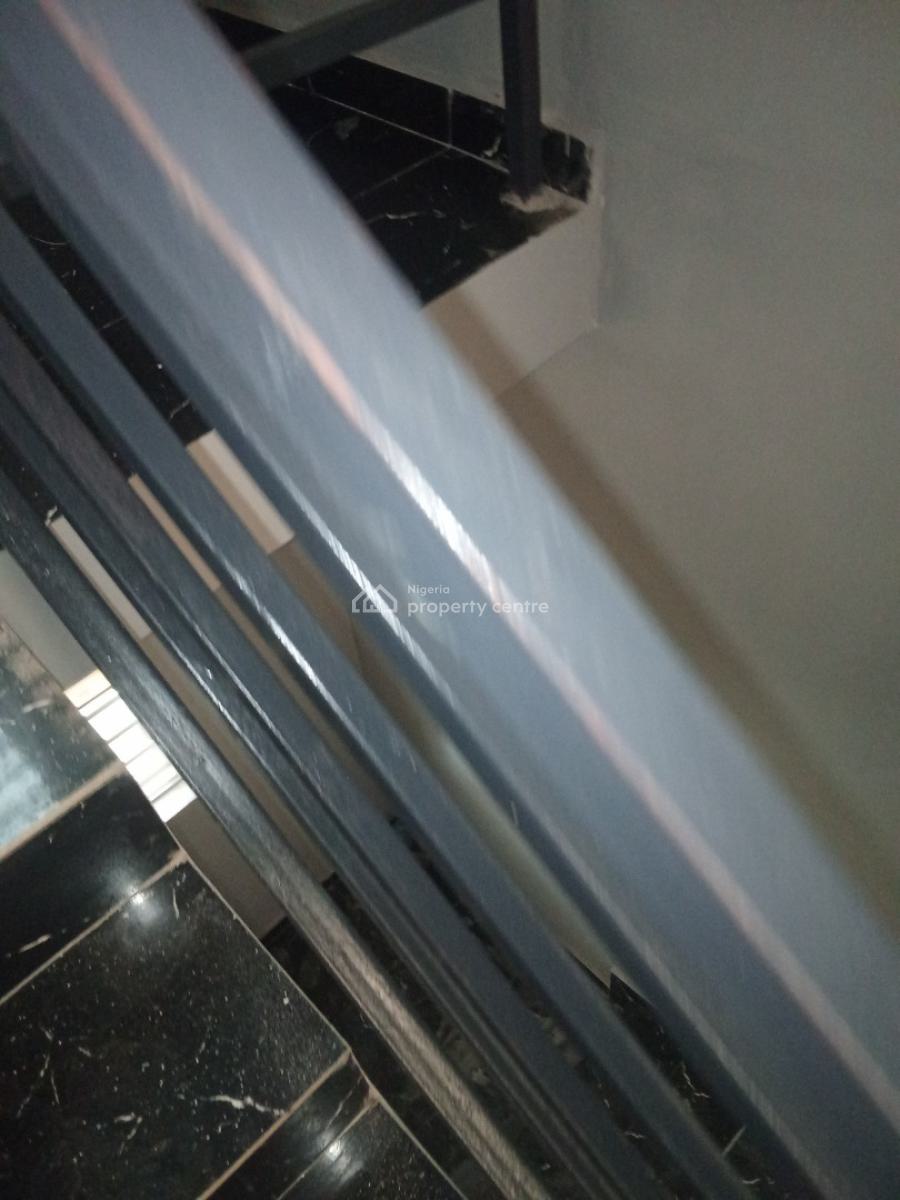 Brand New 2beds Flat, Oposite Chevron, Lekki, Lagos, House for Rent