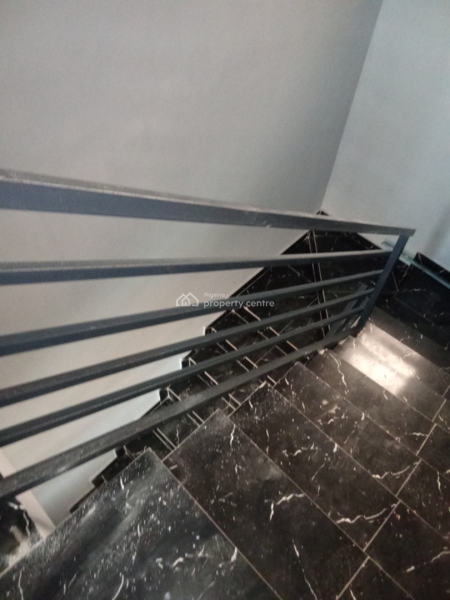 Brand New 2beds Flat, Oposite Chevron, Lekki, Lagos, House for Rent