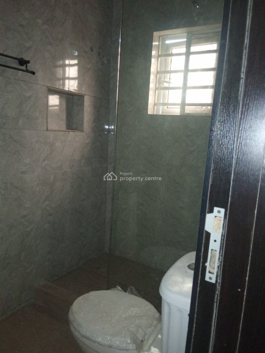 Brand New 2beds Flat, Oposite Chevron, Lekki, Lagos, House for Rent